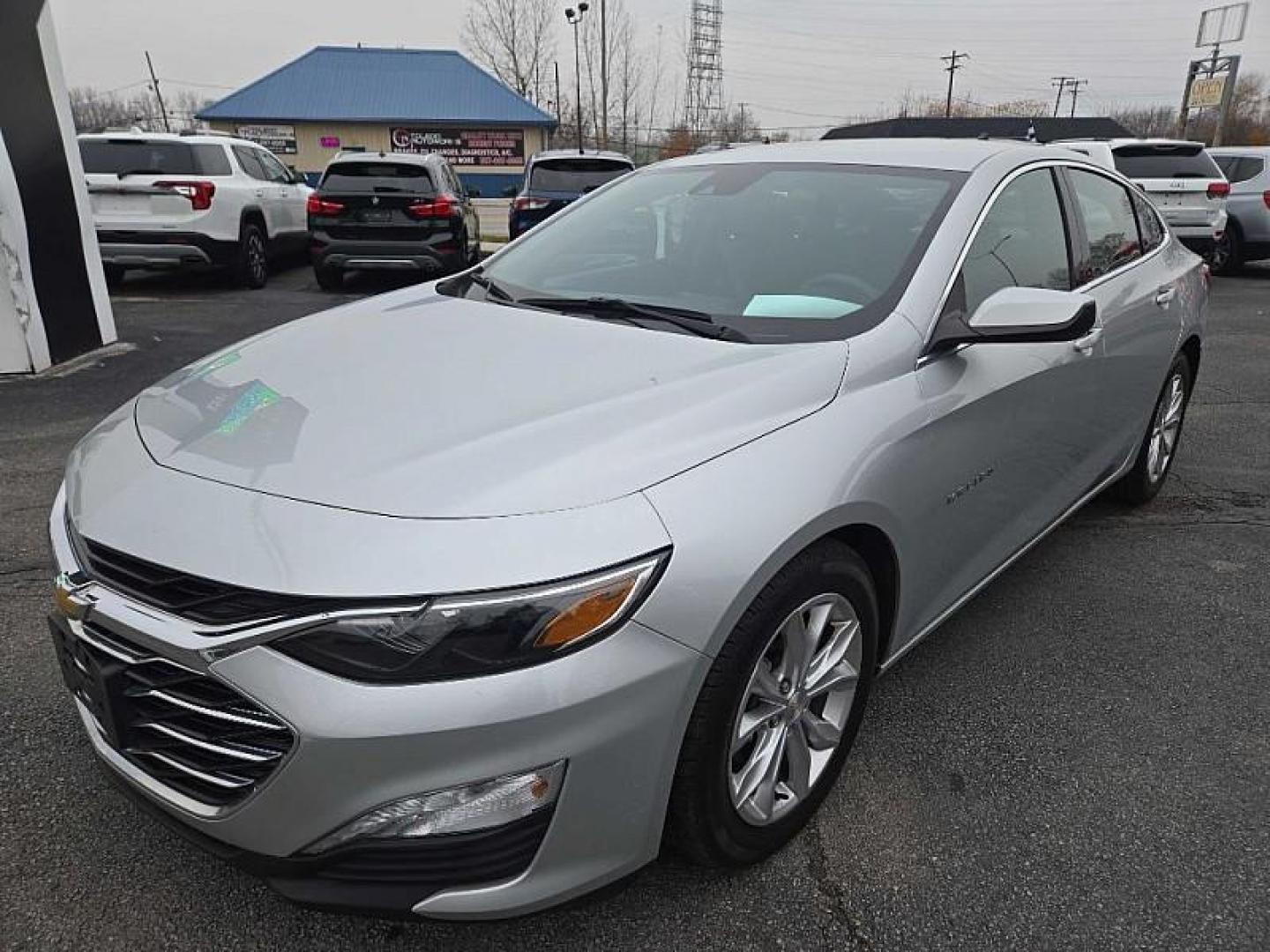 2020 SILVER /BLACK Chevrolet Malibu LT (1G1ZD5ST3LF) with an 1.5L L4 DOHC 16V engine, 6A transmission, located at 3304 Woodville Road, Northwood, OH, 43619, (419) 210-8019, 41.612694, -83.480743 - Photo#0