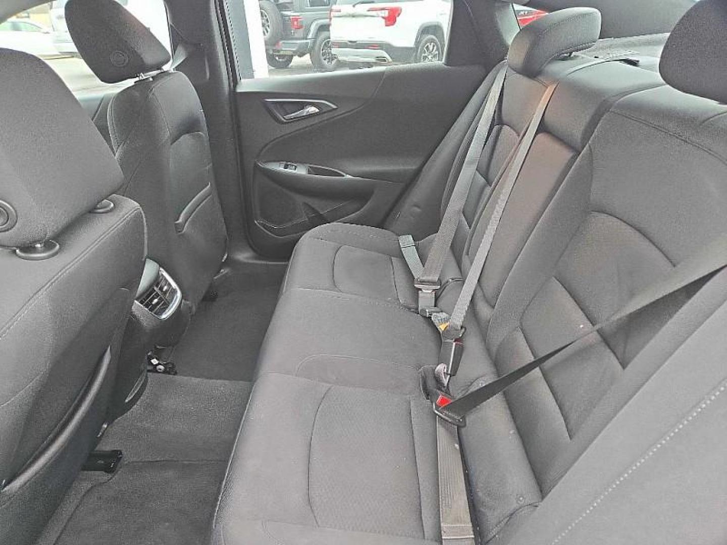 2020 SILVER /BLACK Chevrolet Malibu LT (1G1ZD5ST3LF) with an 1.5L L4 DOHC 16V engine, 6A transmission, located at 3304 Woodville Road, Northwood, OH, 43619, (419) 210-8019, 41.612694, -83.480743 - Photo#11