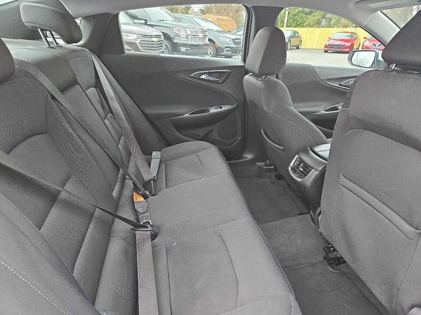 2020 SILVER /BLACK Chevrolet Malibu LT (1G1ZD5ST3LF) with an 1.5L L4 DOHC 16V engine, 6A transmission, located at 3304 Woodville Road, Northwood, OH, 43619, (419) 210-8019, 41.612694, -83.480743 - Photo#14