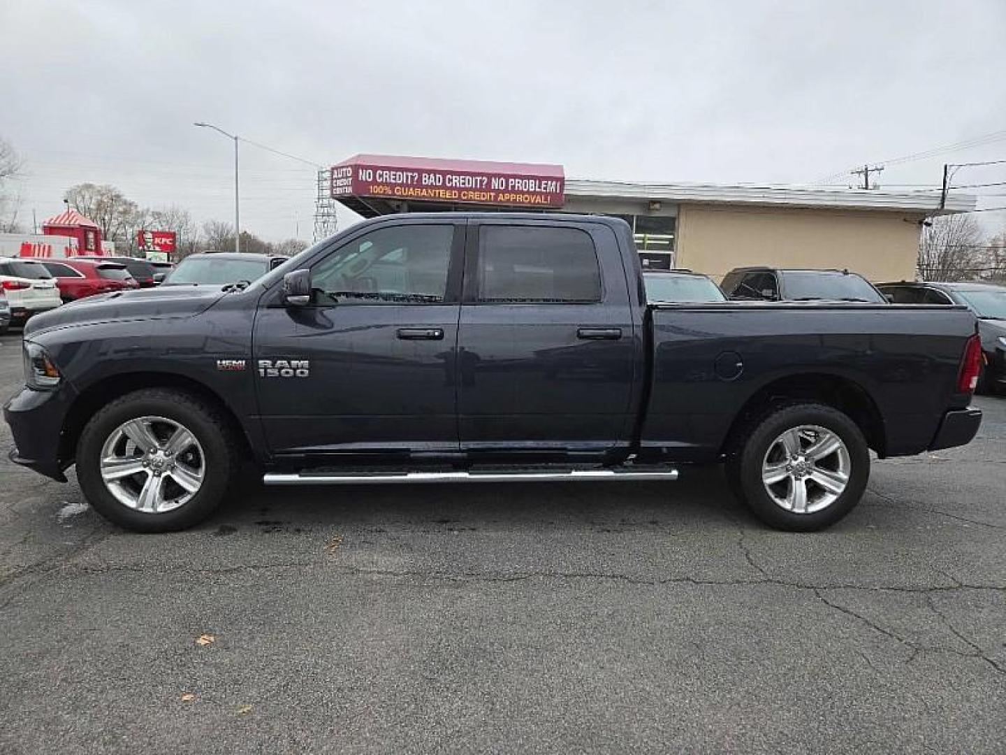 2015 GRAY /BLACK RAM 1500 Sport Crew Cab LWB 4WD (1C6RR7UT6FS) with an 5.7L V8 OHV 16V engine, 6-Speed Automatic transmission, located at 3304 Woodville Road, Northwood, OH, 43619, (419) 210-8019, 41.612694, -83.480743 - Photo#24