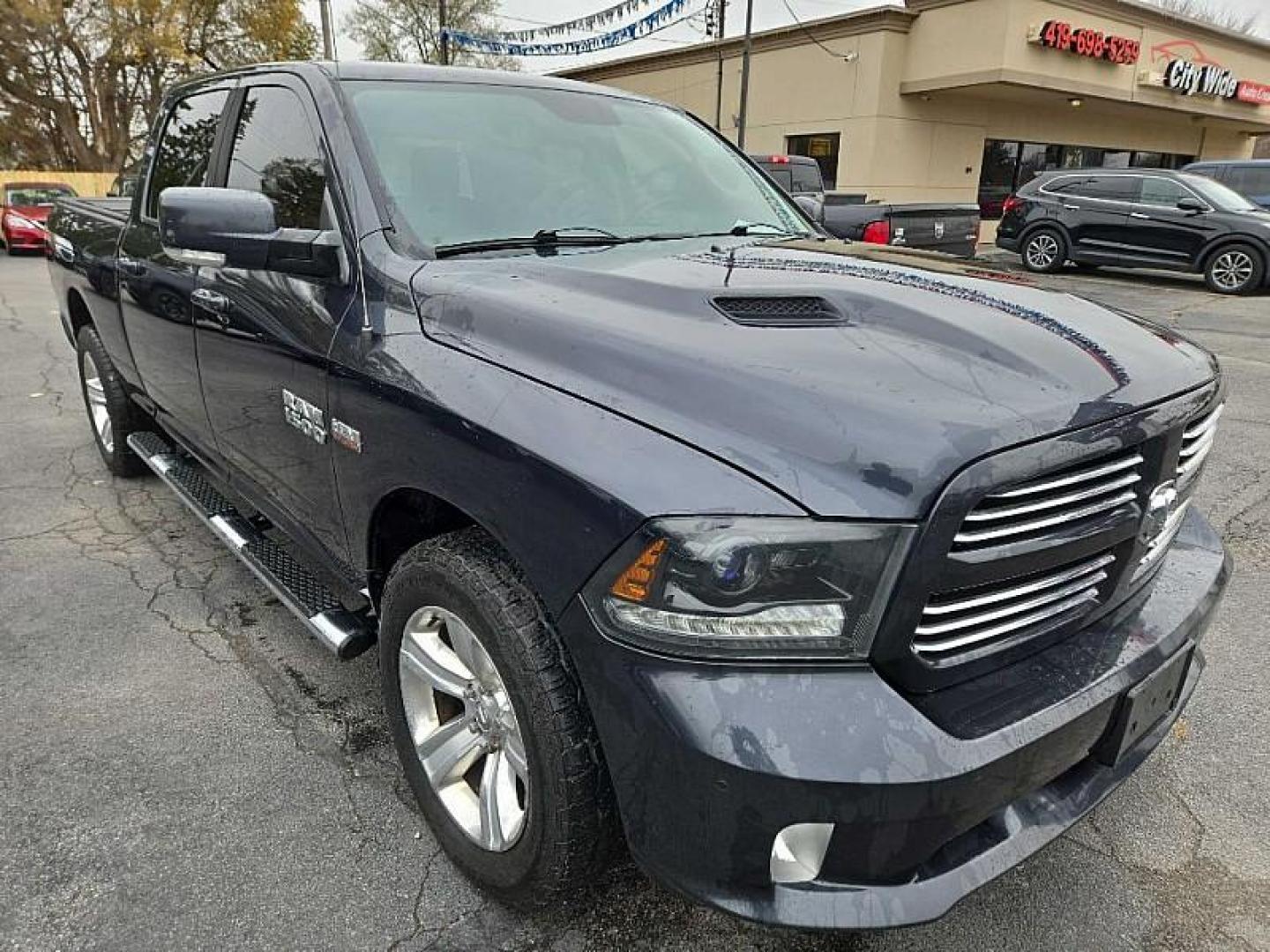 2015 GRAY /BLACK RAM 1500 Sport Crew Cab LWB 4WD (1C6RR7UT6FS) with an 5.7L V8 OHV 16V engine, 6-Speed Automatic transmission, located at 3304 Woodville Road, Northwood, OH, 43619, (419) 210-8019, 41.612694, -83.480743 - Photo#30
