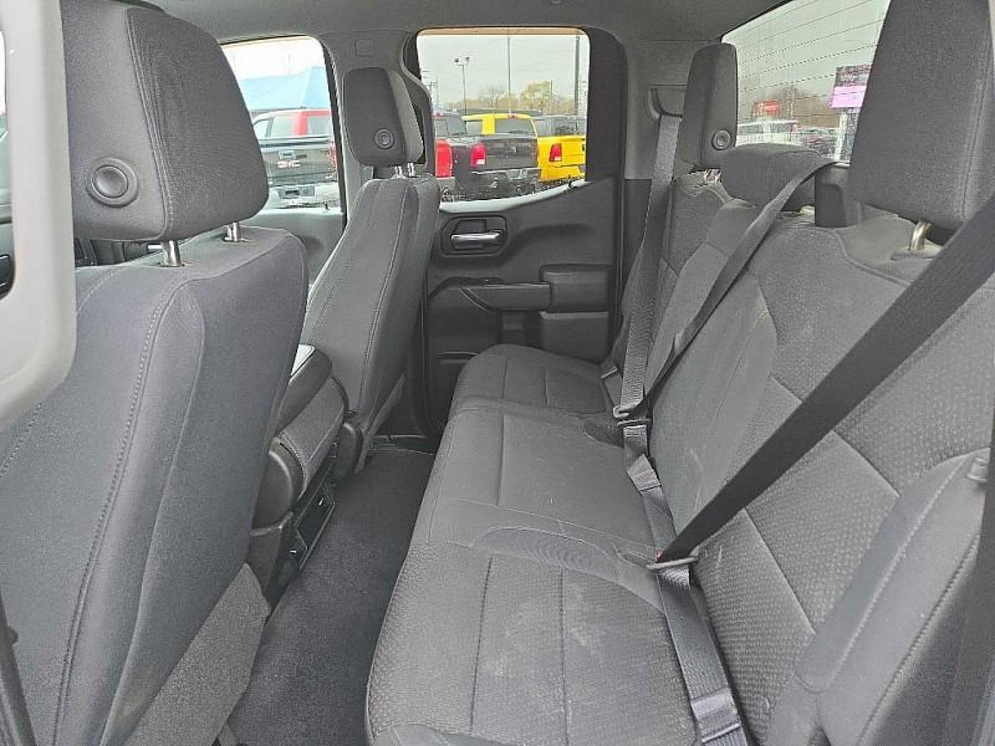 2019 WHITE /BLACK Chevrolet Silverado 1500 Custom Double Cab 4WD (1GCRYBEH0KZ) with an 4.3L V6 engine, 6A transmission, located at 3304 Woodville Road, Northwood, OH, 43619, (419) 210-8019, 41.612694, -83.480743 - Photo#25