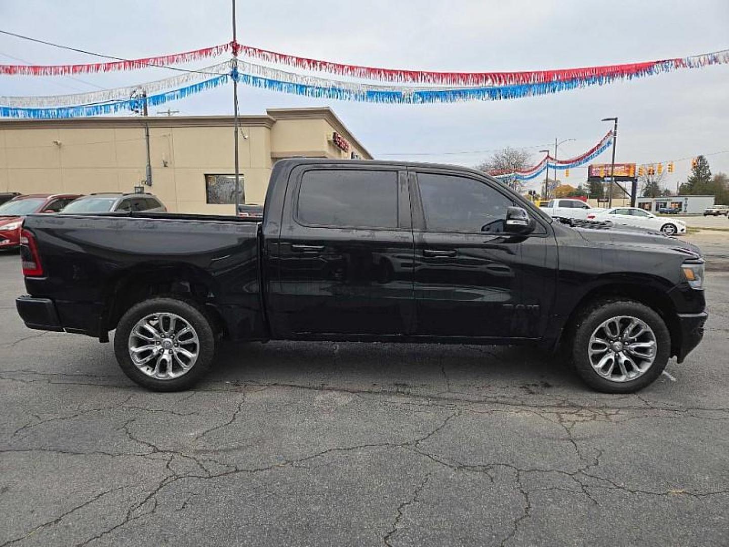 2019 BLACK /BLACK RAM 1500 Rebel Crew Cab SB 4WD (1C6SRFLT8KN) with an 5.7L V8 OHV 16V engine, 8A transmission, located at 3304 Woodville Road, Northwood, OH, 43619, (419) 210-8019, 41.612694, -83.480743 - Your #1 Destination for Auto Loans and mdash;No Matter Your Credit!At our dealership, we believe everyone deserves the opportunity to drive their dream car and mdash;whether you have good credit, bad credit, or no credit at all. With a wide selection of hundreds of cars, trucks, and SUVs, you'll fin - Photo#5