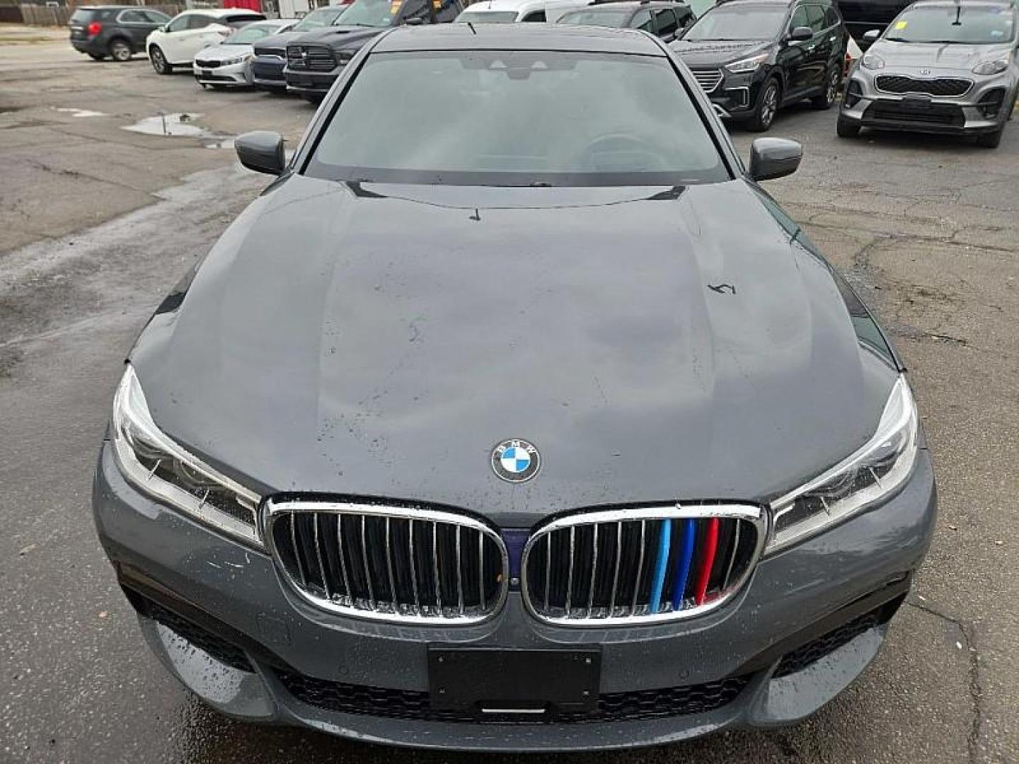 2018 GRAY BMW 7-Series 750i xDrive (WBA7F2C52JB) with an 4.4L V8 DOHC 32V engine, 8A transmission, located at 3304 Woodville Road, Northwood, OH, 43619, (419) 210-8019, 41.612694, -83.480743 - Your #1 Destination for Auto Loans and mdash;No Matter Your Credit!At our dealership, we believe everyone deserves the opportunity to drive their dream car and mdash;whether you have good credit, bad credit, or no credit at all. With a wide selection of hundreds of cars, trucks, and SUVs, you'll fin - Photo#7