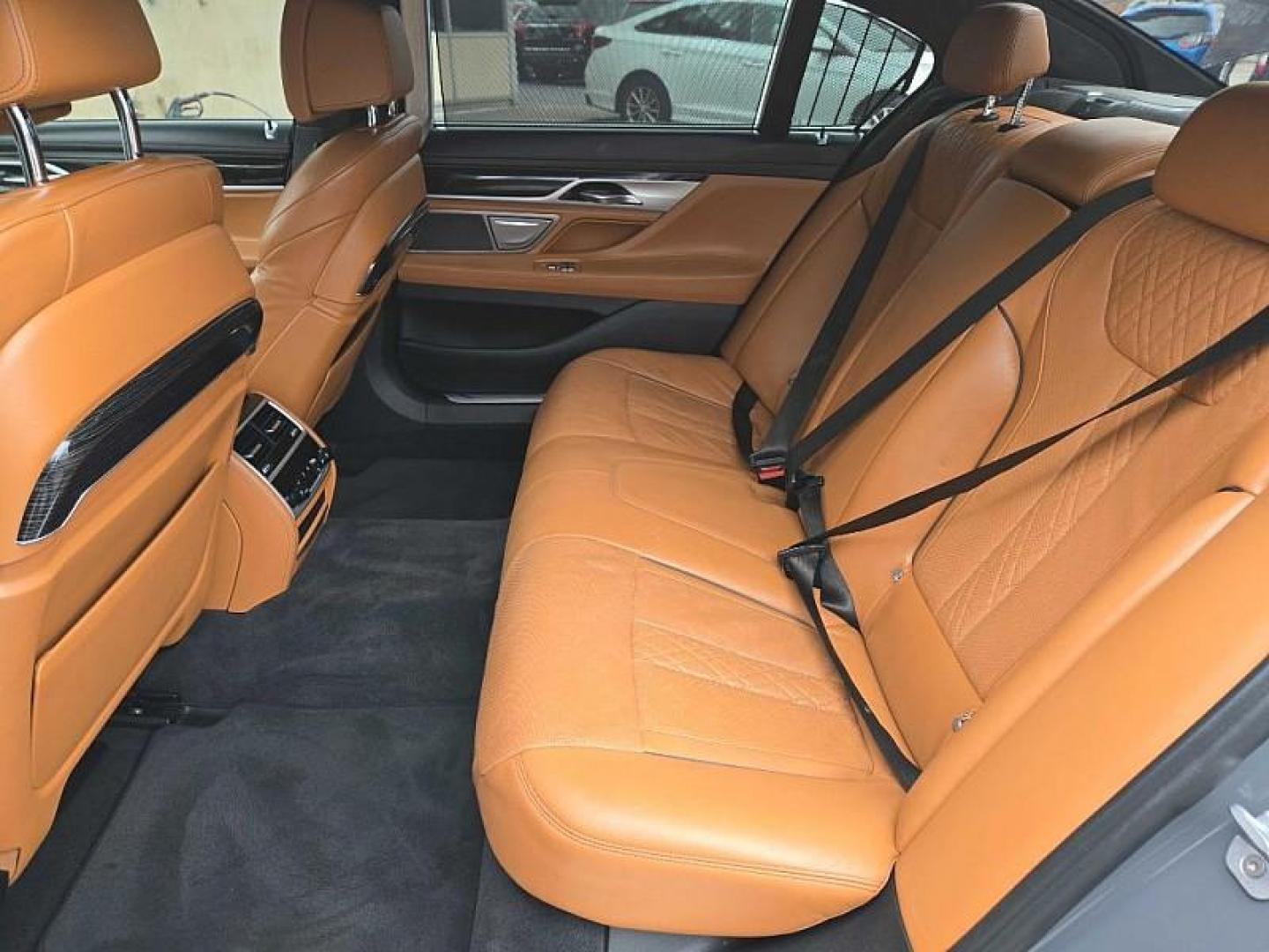 2018 GRAY BMW 7-Series 750i xDrive (WBA7F2C52JB) with an 4.4L V8 DOHC 32V engine, 8A transmission, located at 3304 Woodville Road, Northwood, OH, 43619, (419) 210-8019, 41.612694, -83.480743 - Your #1 Destination for Auto Loans and mdash;No Matter Your Credit!At our dealership, we believe everyone deserves the opportunity to drive their dream car and mdash;whether you have good credit, bad credit, or no credit at all. With a wide selection of hundreds of cars, trucks, and SUVs, you'll fin - Photo#11