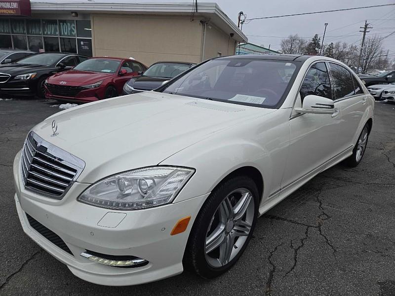 photo of 2013 Mercedes-Benz S-Class S550 4-MATIC