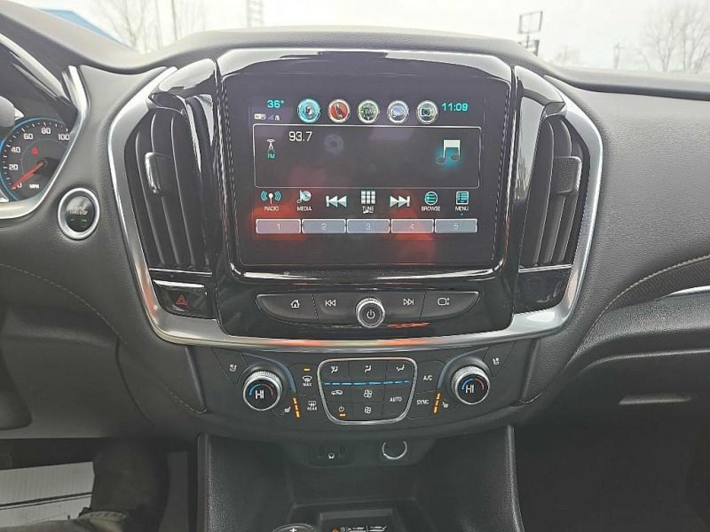 2018 WHITE /BLACK Chevrolet Traverse Premier AWD (1GNEVJKW7JJ) with an 3.6L V6 DOHC 24V engine, 9A transmission, located at 3304 Woodville Road, Northwood, OH, 43619, (419) 210-8019, 41.612694, -83.480743 - Your #1 Destination for Auto Loans and mdash;No Matter Your Credit!At our dealership, we believe everyone deserves the opportunity to drive their dream car and mdash;whether you have good credit, bad credit, or no credit at all. With a wide selection of hundreds of cars, trucks, and SUVs, you'll fin - Photo#23