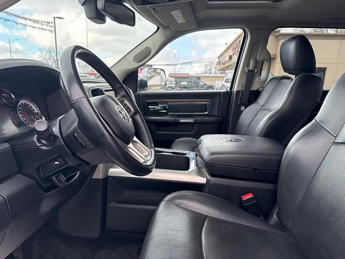 2017 BLACK /BLACK RAM 1500 Laramie Crew Cab LWB 4WD (1C6RR7VT4HS) with an 5.7L V8 OHV 16V engine, 8A transmission, located at 3304 Woodville Road, Northwood, OH, 43619, (419) 210-8019, 41.612694, -83.480743 - Your #1 Destination for Auto Loans and mdash;No Matter Your Credit!At our dealership, we believe everyone deserves the opportunity to drive their dream car and mdash;whether you have good credit, bad credit, or no credit at all. With a wide selection of hundreds of cars, trucks, and SUVs, you'll fin - Photo#9