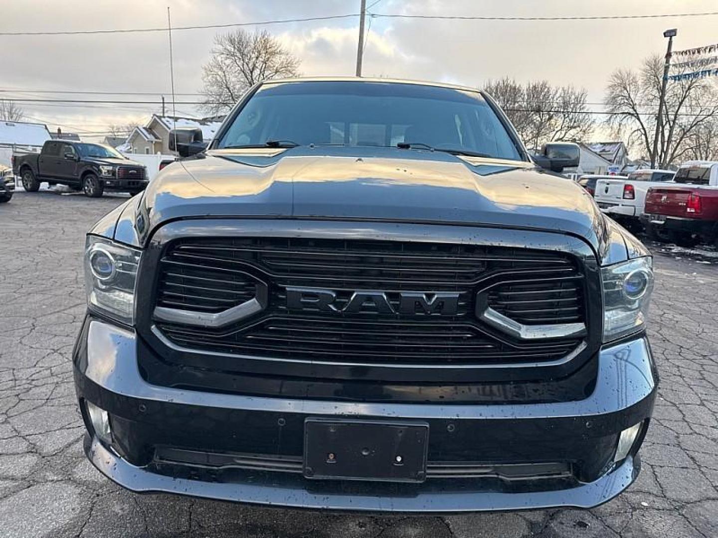 2018 BLACK /BLACK RAM 1500 Sport Crew Cab SWB 4WD (1C6RR7MT5JS) with an 5.7L V8 OHV 16V engine, 8A transmission, located at 3304 Woodville Road, Northwood, OH, 43619, (419) 210-8019, 41.612694, -83.480743 - Photo#7