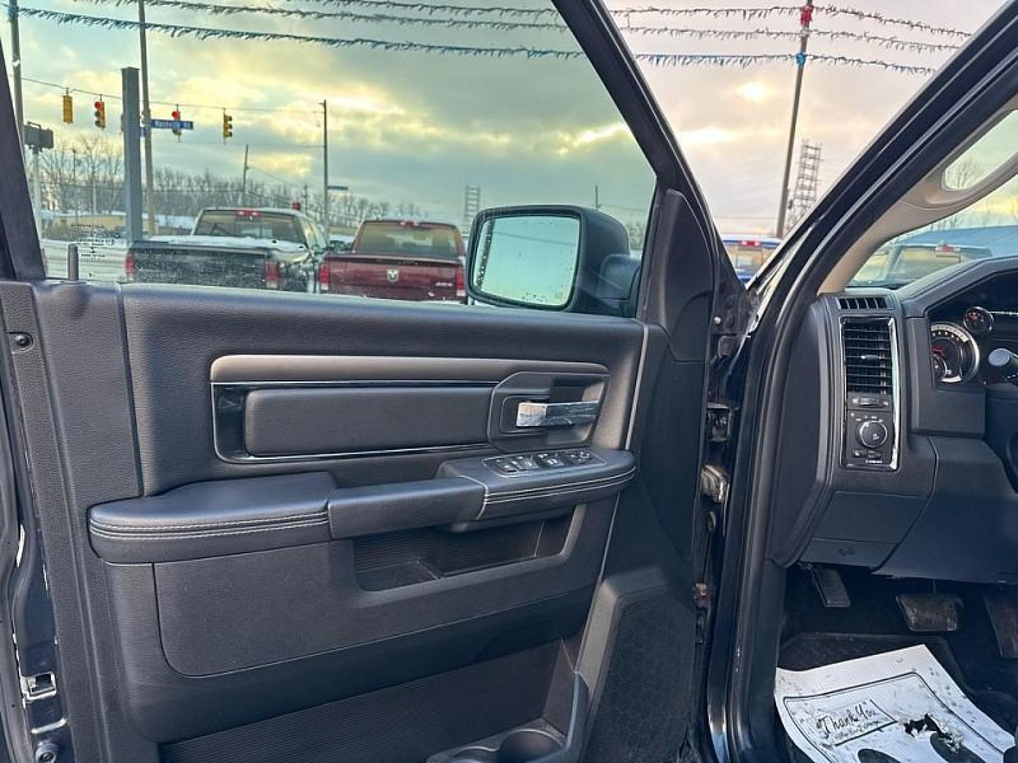 2018 BLACK /BLACK RAM 1500 Sport Crew Cab SWB 4WD (1C6RR7MT5JS) with an 5.7L V8 OHV 16V engine, 8A transmission, located at 3304 Woodville Road, Northwood, OH, 43619, (419) 210-8019, 41.612694, -83.480743 - Photo#8