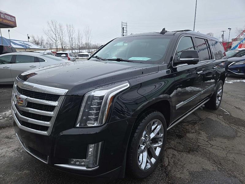photo of 2017 Cadillac Escalade ESV Premium 4WD
