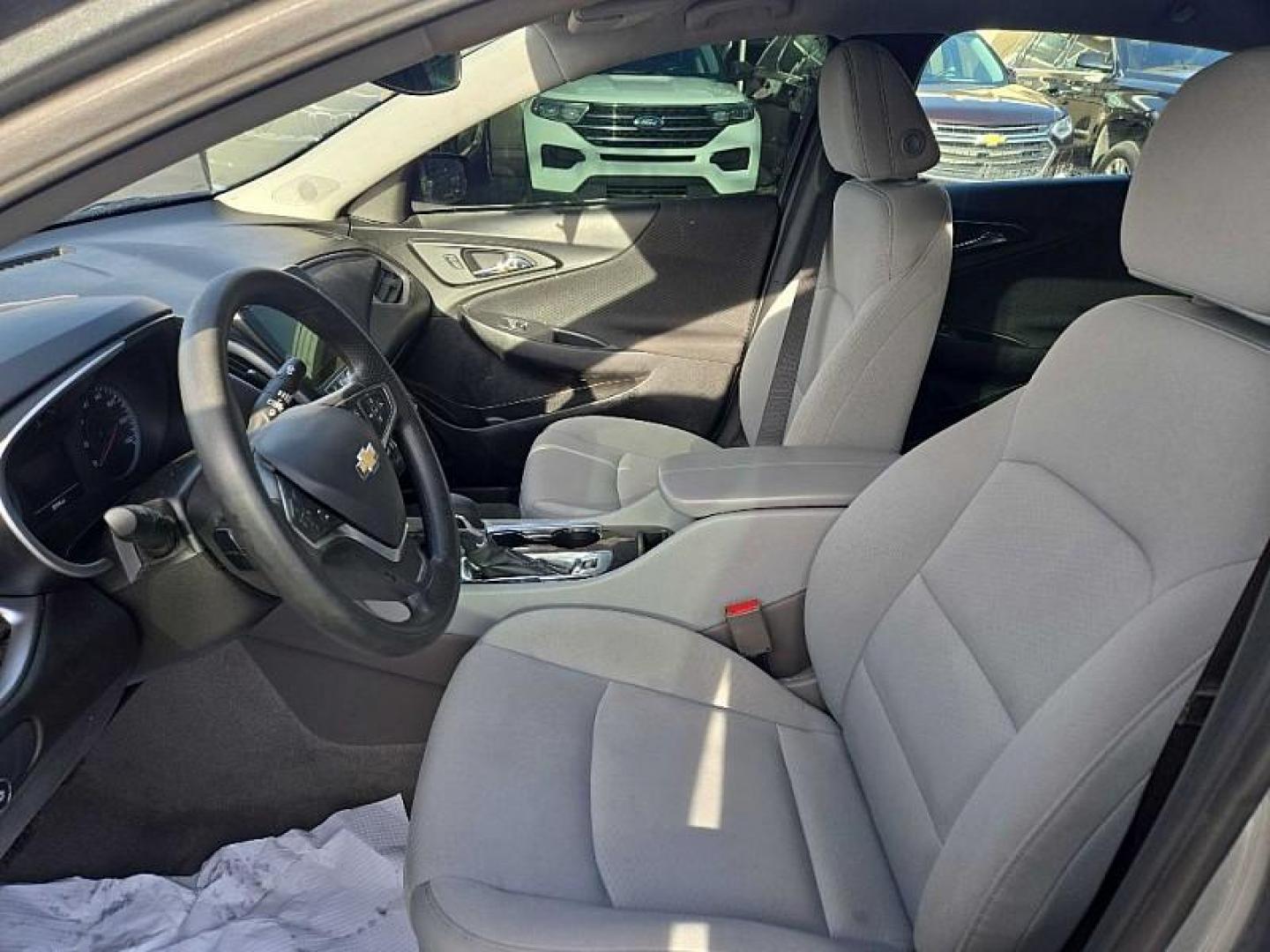 2024 GRAY /BLACK Chevrolet Malibu 1LT (1G1ZD5ST2RF) with an 1.5L L4 DOHC 16V engine, 6A transmission, located at 3304 Woodville Road, Northwood, OH, 43619, (419) 210-8019, 41.612694, -83.480743 - Photo#9