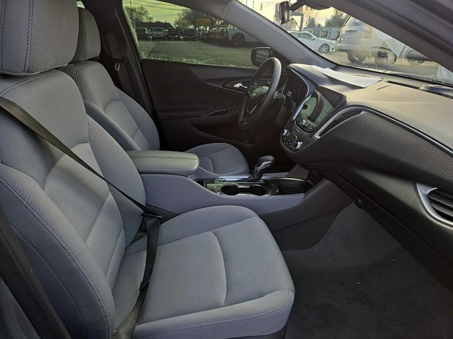 2024 GRAY /BLACK Chevrolet Malibu 1LT (1G1ZD5ST2RF) with an 1.5L L4 DOHC 16V engine, 6A transmission, located at 3304 Woodville Road, Northwood, OH, 43619, (419) 210-8019, 41.612694, -83.480743 - Photo#17