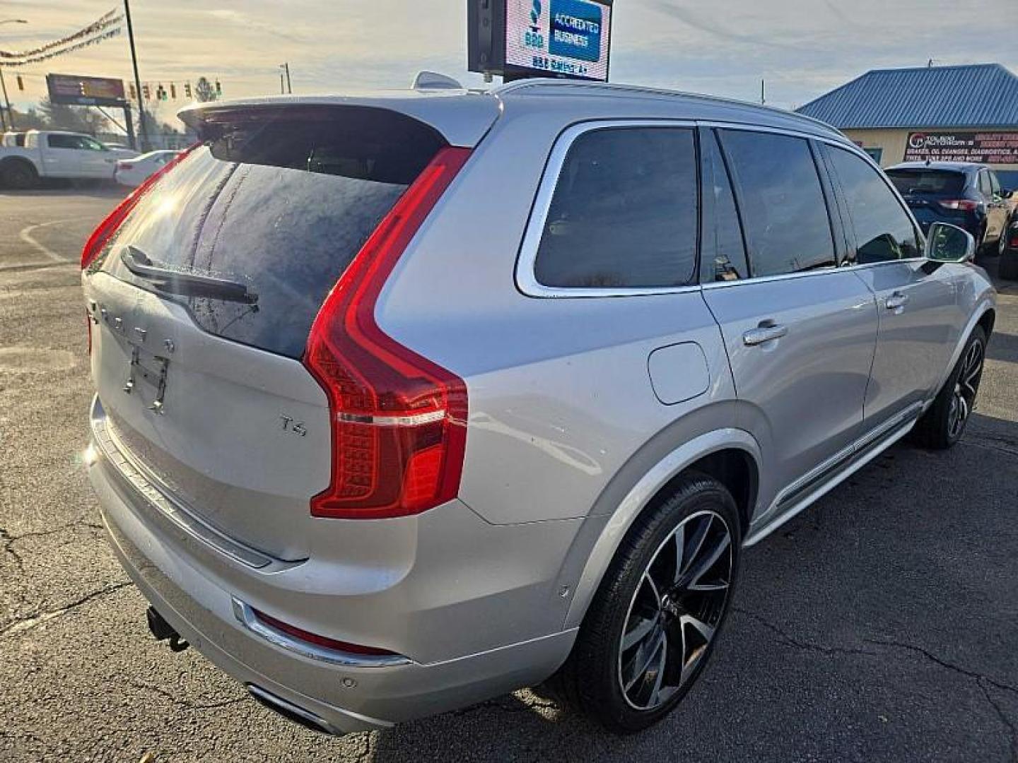 2019 SILVER /BLACK Volvo XC90 T6 Inscription AWD (YV4A22PLXK1) with an 2.0L L4 DOHC 16V engine, 8A transmission, located at 3304 Woodville Road, Northwood, OH, 43619, (419) 210-8019, 41.612694, -83.480743 - Photo#1