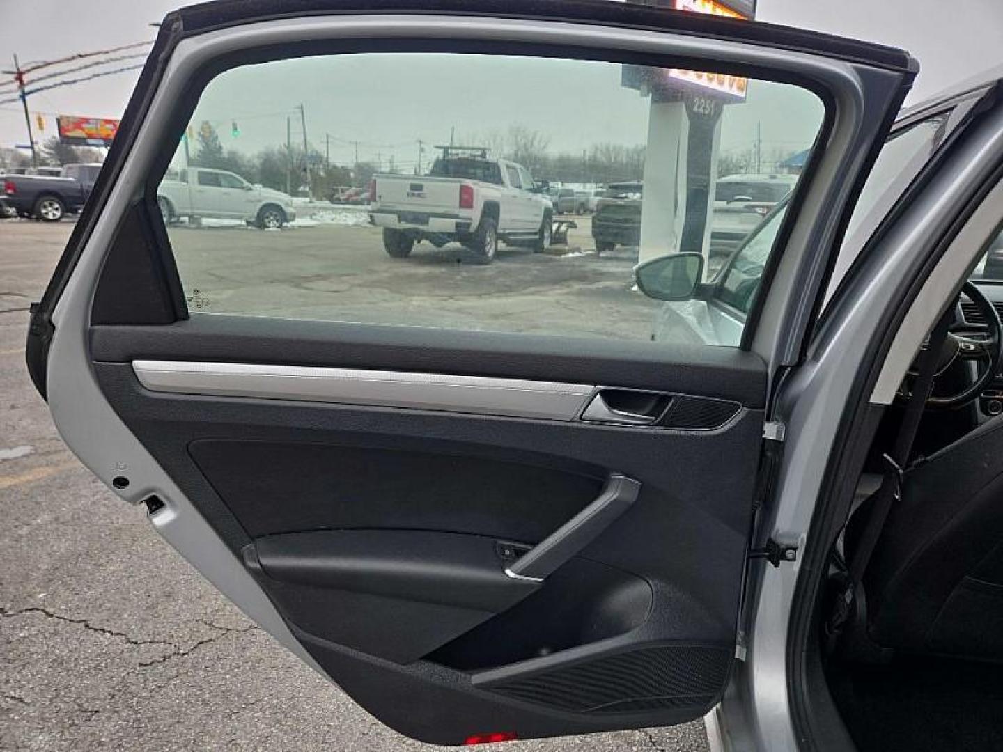 2019 SILVER /BLACK Volkswagen Passat Wolfsburg Edition (1VWLA7A34KC) with an 2.0L L4 DOHC 16V engine, 6A transmission, located at 3304 Woodville Road, Northwood, OH, 43619, (419) 210-8019, 41.612694, -83.480743 - Your #1 Destination for Auto Loans and mdash;No Matter Your Credit!At our dealership, we believe everyone deserves the opportunity to drive their dream car and mdash;whether you have good credit, bad credit, or no credit at all. With a wide selection of hundreds of cars, trucks, and SUVs, you'll fin - Photo#10