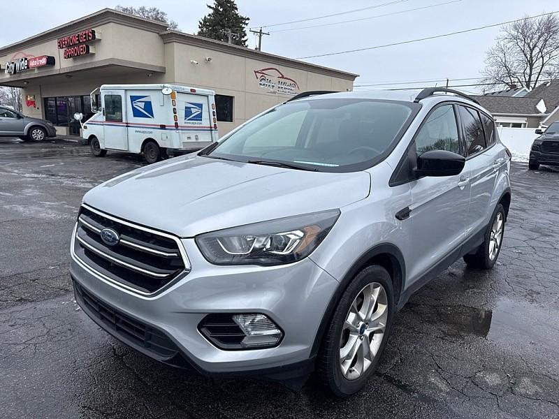 photo of 2019 Ford Escape SE FWD