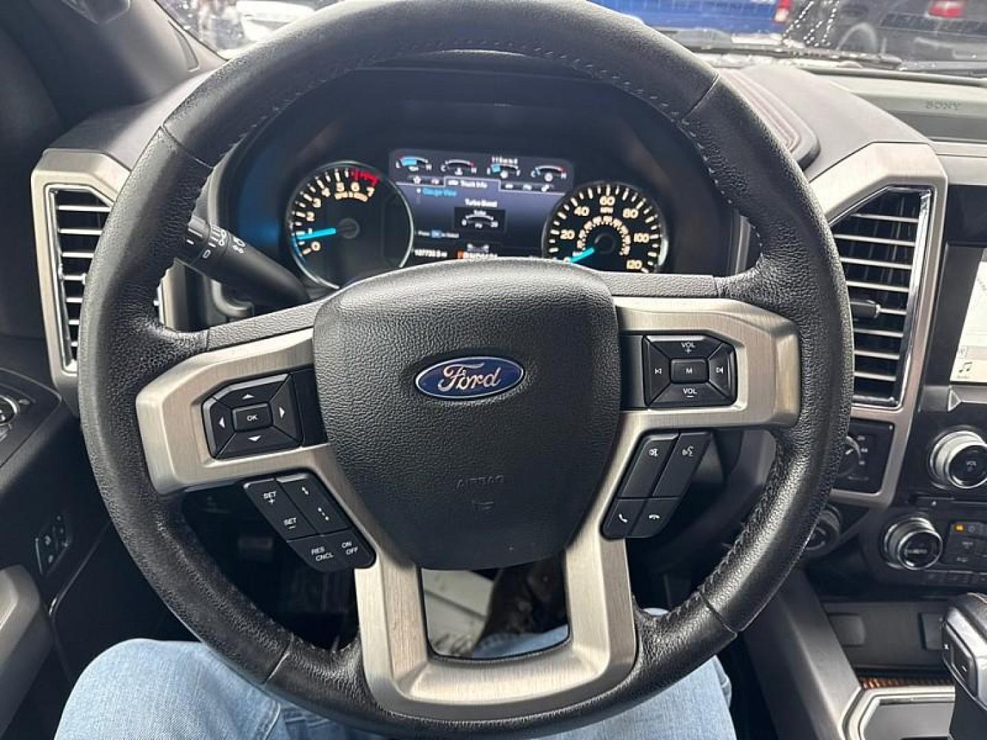 2016 SILVER /BLACK Ford F-150 XLT SuperCrew 6.5-ft. Bed 4WD (1FTEW1EG3GF) with an 3.5L V6 TURBO engine, 6A transmission, located at 3304 Woodville Road, Northwood, OH, 43619, (419) 210-8019, 41.612694, -83.480743 - Your #1 Destination for Auto Loans and mdash;No Matter Your Credit!At our dealership, we believe everyone deserves the opportunity to drive their dream car and mdash;whether you have good credit, bad credit, or no credit at all. With a wide selection of hundreds of cars, trucks, and SUVs, you'll fin - Photo#18