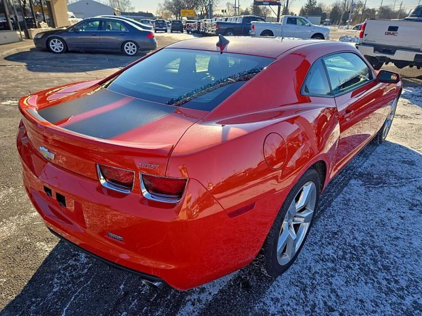 2011 ORANGE /ORANGE/BLACK Chevrolet Camaro 2SS Coupe (2G1FT1EW0B9) with an 6.2L V8 OHV 16V engine, 6-Speed Manual transmission, located at 3304 Woodville Road, Northwood, OH, 43619, (419) 210-8019, 41.612694, -83.480743 - Your #1 Destination for Auto Loans and mdash;No Matter Your Credit!At our dealership, we believe everyone deserves the opportunity to drive their dream car and mdash;whether you have good credit, bad credit, or no credit at all. With a wide selection of hundreds of cars, trucks, and SUVs, you'll fin - Photo#4