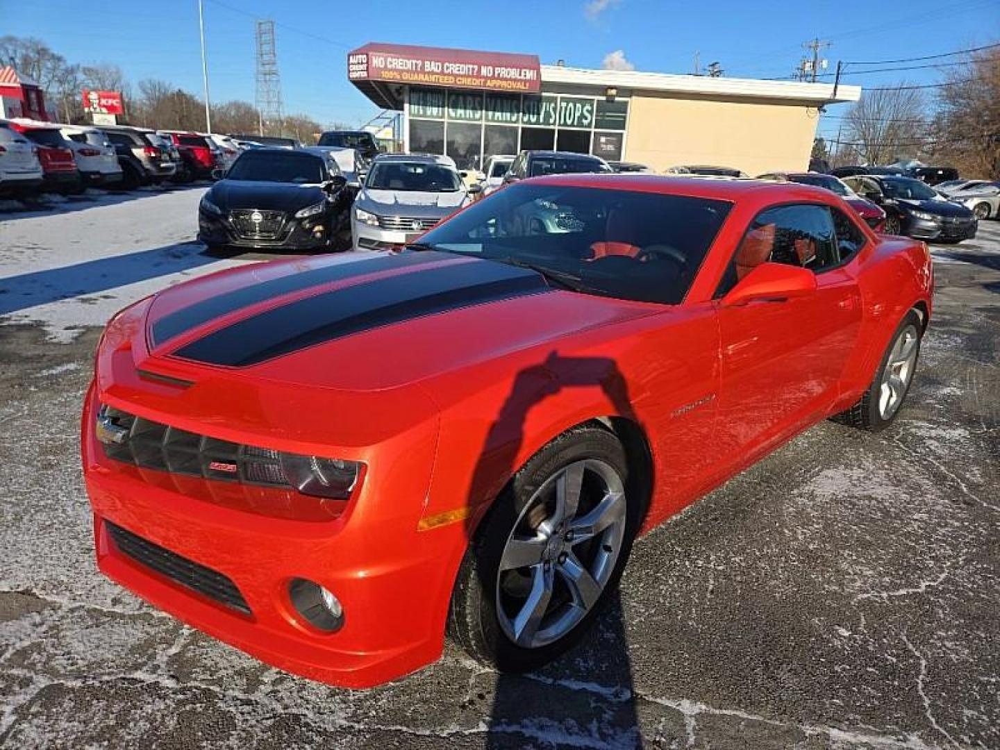 2011 ORANGE /ORANGE/BLACK Chevrolet Camaro 2SS Coupe (2G1FT1EW0B9) with an 6.2L V8 OHV 16V engine, 6-Speed Manual transmission, located at 3304 Woodville Road, Northwood, OH, 43619, (419) 210-8019, 41.612694, -83.480743 - Your #1 Destination for Auto Loans and mdash;No Matter Your Credit!At our dealership, we believe everyone deserves the opportunity to drive their dream car and mdash;whether you have good credit, bad credit, or no credit at all. With a wide selection of hundreds of cars, trucks, and SUVs, you'll fin - Photo#0
