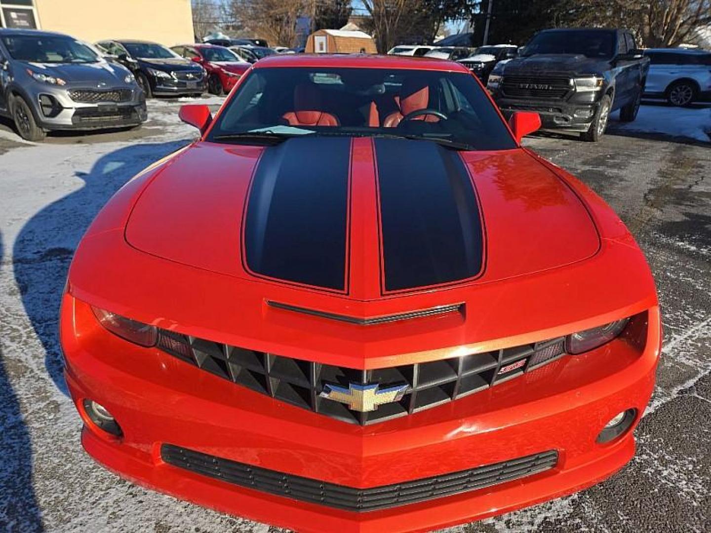 2011 ORANGE /ORANGE/BLACK Chevrolet Camaro 2SS Coupe (2G1FT1EW0B9) with an 6.2L V8 OHV 16V engine, 6-Speed Manual transmission, located at 3304 Woodville Road, Northwood, OH, 43619, (419) 210-8019, 41.612694, -83.480743 - Your #1 Destination for Auto Loans and mdash;No Matter Your Credit!At our dealership, we believe everyone deserves the opportunity to drive their dream car and mdash;whether you have good credit, bad credit, or no credit at all. With a wide selection of hundreds of cars, trucks, and SUVs, you'll fin - Photo#7