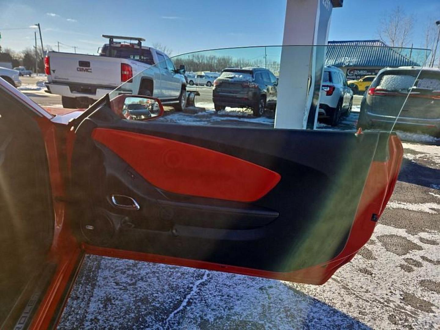 2011 ORANGE /ORANGE/BLACK Chevrolet Camaro 2SS Coupe (2G1FT1EW0B9) with an 6.2L V8 OHV 16V engine, 6-Speed Manual transmission, located at 3304 Woodville Road, Northwood, OH, 43619, (419) 210-8019, 41.612694, -83.480743 - Your #1 Destination for Auto Loans and mdash;No Matter Your Credit!At our dealership, we believe everyone deserves the opportunity to drive their dream car and mdash;whether you have good credit, bad credit, or no credit at all. With a wide selection of hundreds of cars, trucks, and SUVs, you'll fin - Photo#14