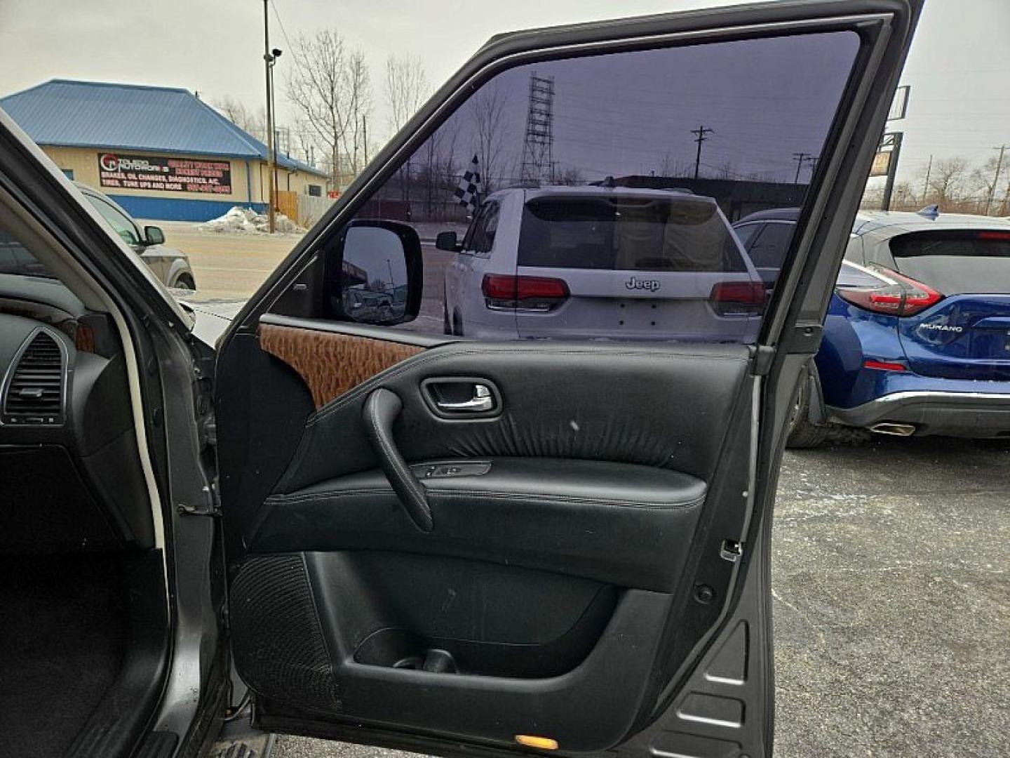 2020 GRAY /BLACK Nissan Armada SL AWD (JN8AY2NC4LX) with an 5.6L V8 DOHC 32V engine, 7A transmission, located at 3304 Woodville Road, Northwood, OH, 43619, (419) 210-8019, 41.612694, -83.480743 - Your #1 Destination for Auto Loans and mdash;No Matter Your Credit!At our dealership, we believe everyone deserves the opportunity to drive their dream car and mdash;whether you have good credit, bad credit, or no credit at all. With a wide selection of hundreds of cars, trucks, and SUVs, you'll fin - Photo#17