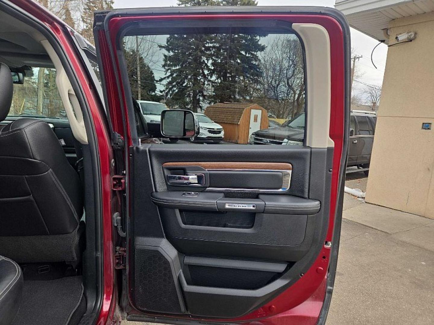 2017 RED /BLACK RAM 1500 Laramie Crew Cab SWB 4WD (1C6RR7NM1HS) with an 3.0L V6 DIESEL engine, 8A transmission, located at 3304 Woodville Road, Northwood, OH, 43619, (419) 210-8019, 41.612694, -83.480743 - Your #1 Destination for Auto Loans and mdash;No Matter Your Credit!At our dealership, we believe everyone deserves the opportunity to drive their dream car and mdash;whether you have good credit, bad credit, or no credit at all. With a wide selection of hundreds of cars, trucks, and SUVs, you'll fin - Photo#12
