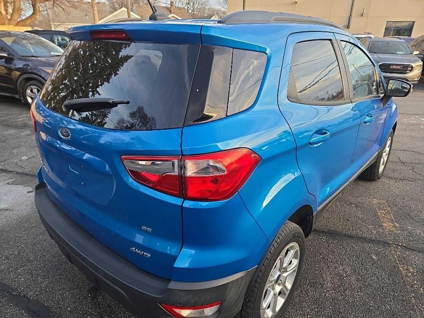 2019 BLUE Ford EcoSport SE AWD (MAJ6S3GL6KC) with an 2.0L L4 DOHC 16V engine, 6A transmission, located at 3304 Woodville Road, Northwood, OH, 43619, (419) 210-8019, 41.612694, -83.480743 - Your #1 Destination for Auto Loans and mdash;No Matter Your Credit!At our dealership, we believe everyone deserves the opportunity to drive their dream car and mdash;whether you have good credit, bad credit, or no credit at all. With a wide selection of hundreds of cars, trucks, and SUVs, you'll fin- Photo#4