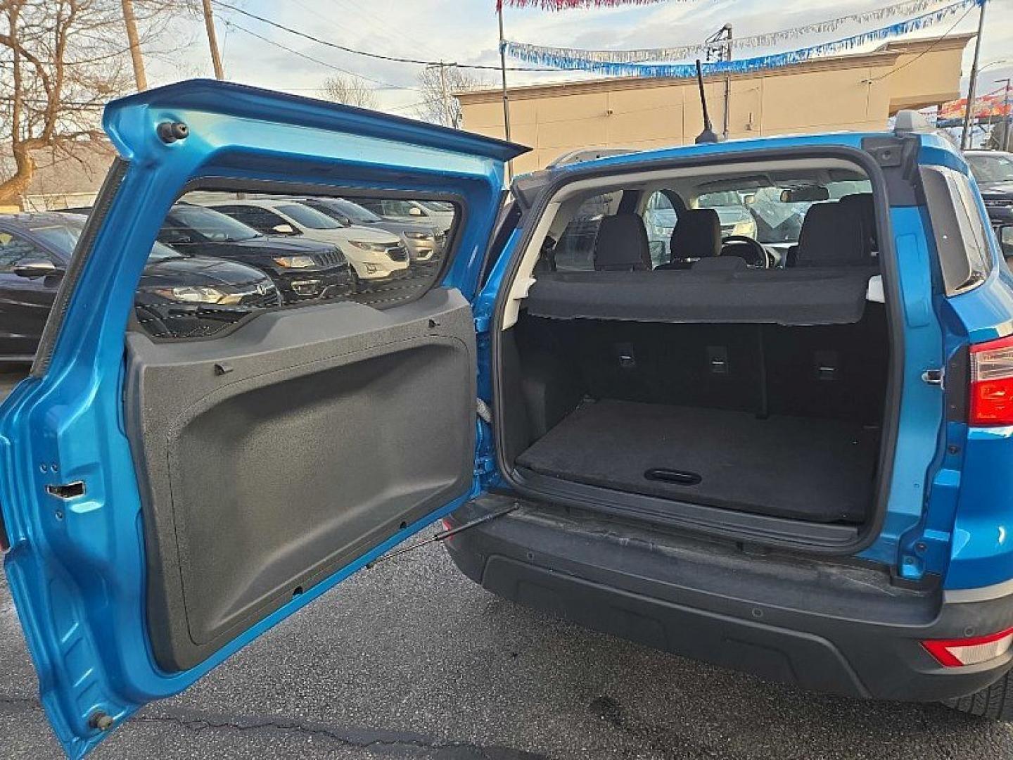 2019 BLUE Ford EcoSport SE AWD (MAJ6S3GL6KC) with an 2.0L L4 DOHC 16V engine, 6A transmission, located at 3304 Woodville Road, Northwood, OH, 43619, (419) 210-8019, 41.612694, -83.480743 - Your #1 Destination for Auto Loans and mdash;No Matter Your Credit!At our dealership, we believe everyone deserves the opportunity to drive their dream car and mdash;whether you have good credit, bad credit, or no credit at all. With a wide selection of hundreds of cars, trucks, and SUVs, you'll fin- Photo#12