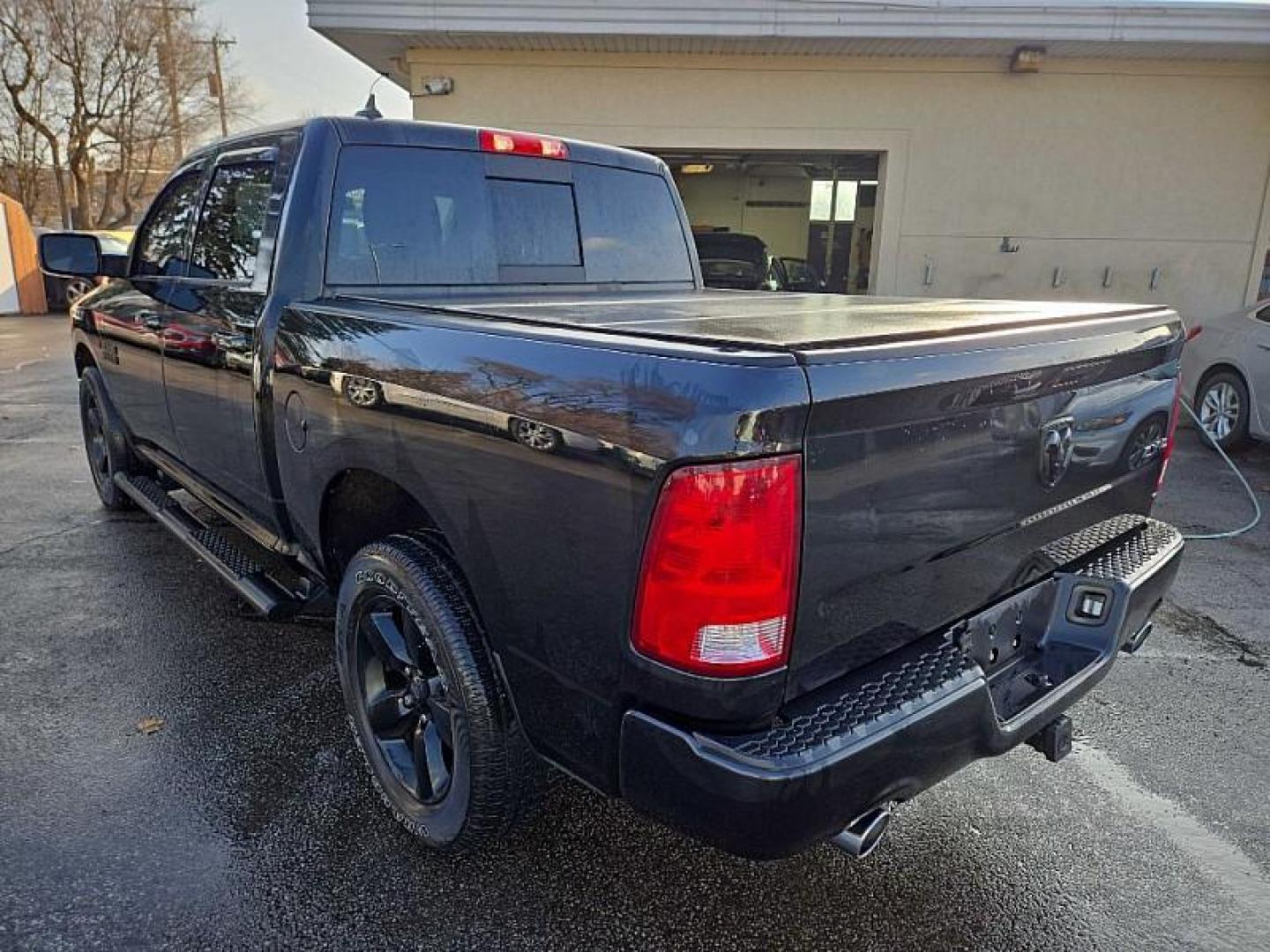 2018 BLACK /BLACK RAM 1500 SLT Crew Cab SWB 4WD (1C6RR7LM3JS) with an 3.0L V6 DIESEL engine, 8A transmission, located at 3304 Woodville Road, Northwood, OH, 43619, (419) 210-8019, 41.612694, -83.480743 - Your #1 Destination for Auto Loans and mdash;No Matter Your Credit!At our dealership, we believe everyone deserves the opportunity to drive their dream car and mdash;whether you have good credit, bad credit, or no credit at all. With a wide selection of hundreds of cars, trucks, and SUVs, you'll fin - Photo#2