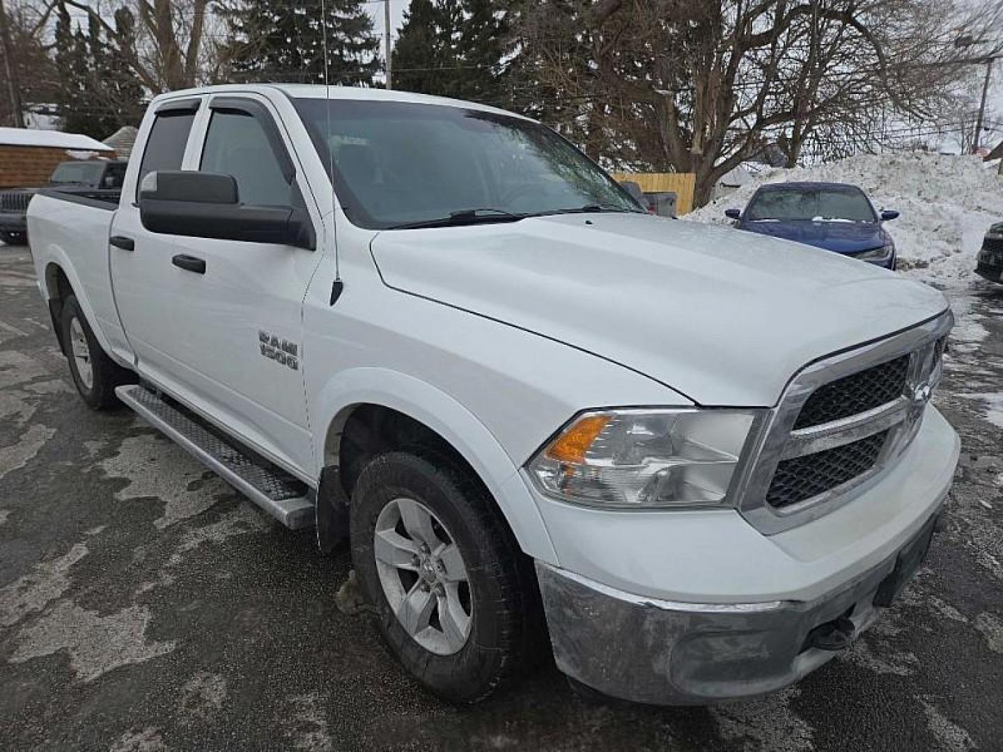 2016 WHITE RAM 1500 Tradesman Quad Cab 4WD (1C6RR7FG8GS) with an 3.6L V6 DOHC 24V FFV engine, 6A transmission, located at 3304 Woodville Road, Northwood, OH, 43619, (419) 210-8019, 41.612694, -83.480743 - Your #1 Destination for Auto Loans and mdash;No Matter Your Credit!At our dealership, we believe everyone deserves the opportunity to drive their dream car and mdash;whether you have good credit, bad credit, or no credit at all. With a wide selection of hundreds of cars, trucks, and SUVs, you'll fin - Photo#6