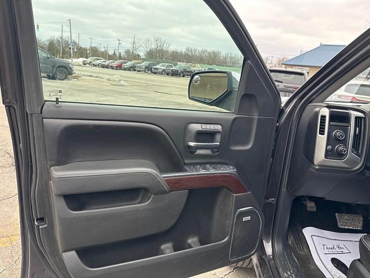 2015 GRAY GMC Sierra 1500 SLT Crew Cab Long Box 4WD (3GTU2VEC1FG) with an 5.3L V8 OHV 16V engine, 6-Speed Automatic transmission, located at 3304 Woodville Road, Northwood, OH, 43619, (419) 210-8019, 41.612694, -83.480743 - Your #1 Destination for Auto Loans and mdash;No Matter Your Credit!At our dealership, we believe everyone deserves the opportunity to drive their dream car and mdash;whether you have good credit, bad credit, or no credit at all. With a wide selection of hundreds of cars, trucks, and SUVs, you'll fin - Photo#8