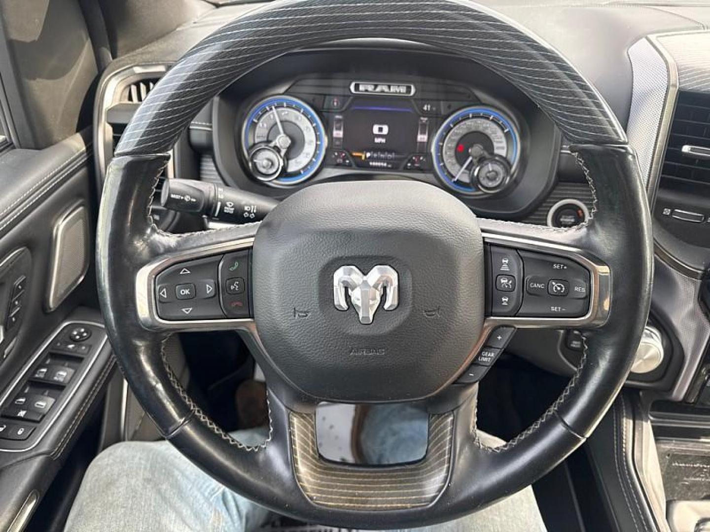 2020 GRAY /BLACK RAM 1500 Limited Crew Cab SWB 4WD (1C6SRFHT6LN) with an 5.7L V8 OHV 16V engine, 8A transmission, located at 3304 Woodville Road, Northwood, OH, 43619, (419) 210-8019, 41.612694, -83.480743 - Your #1 Destination for Auto Loans and mdash;No Matter Your Credit!At our dealership, we believe everyone deserves the opportunity to drive their dream car and mdash;whether you have good credit, bad credit, or no credit at all. With a wide selection of hundreds of cars, trucks, and SUVs, you'll fin - Photo#18