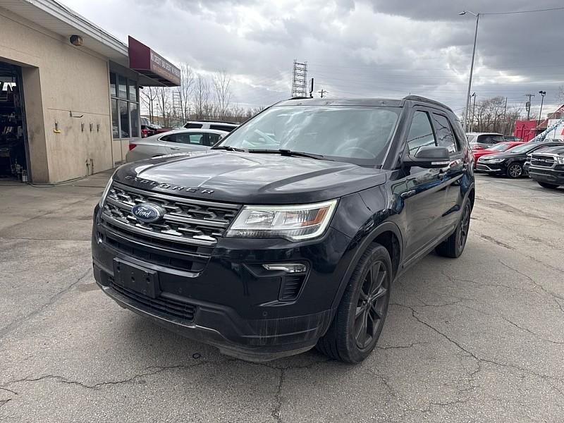 photo of 2019 Ford Explorer XLT 4WD