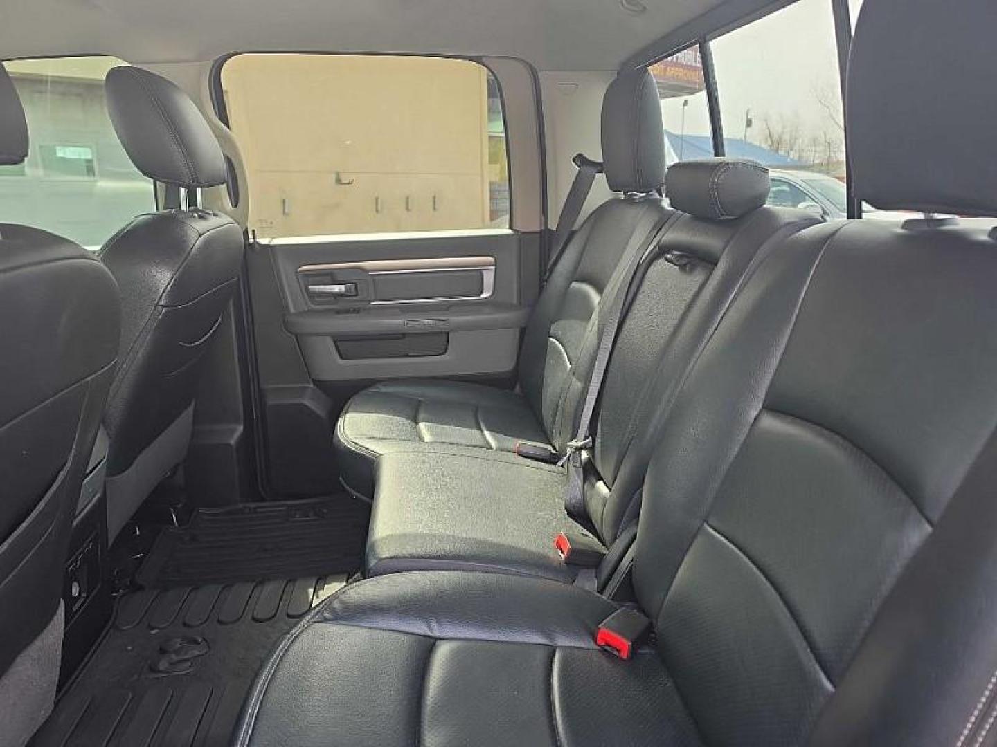 2018 BLACK /BLACK RAM 1500 SLT Crew Cab SWB 4WD (1C6RR7LMXJS) with an 3.0L V6 DIESEL engine, 8A transmission, located at 3304 Woodville Road, Northwood, OH, 43619, (419) 210-8019, 41.612694, -83.480743 - Your #1 Destination for Auto Loans and mdash;No Matter Your Credit!At our dealership, we believe everyone deserves the opportunity to drive their dream car and mdash;whether you have good credit, bad credit, or no credit at all. With a wide selection of hundreds of cars, trucks, and SUVs, you'll fin - Photo#9