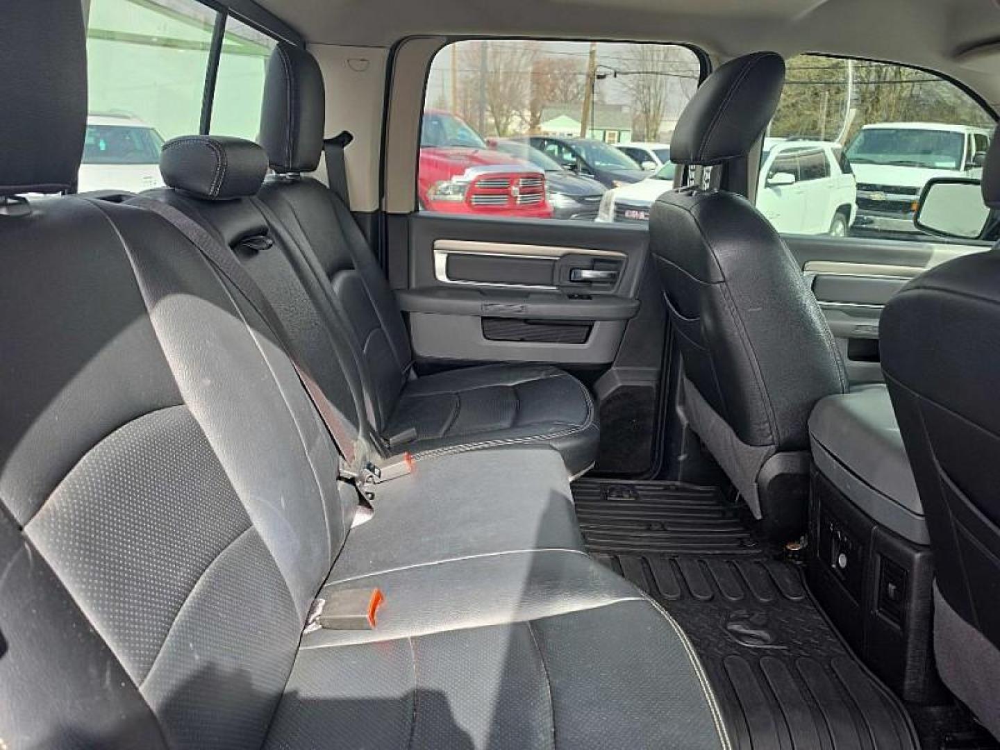 2018 BLACK /BLACK RAM 1500 SLT Crew Cab SWB 4WD (1C6RR7LMXJS) with an 3.0L V6 DIESEL engine, 8A transmission, located at 3304 Woodville Road, Northwood, OH, 43619, (419) 210-8019, 41.612694, -83.480743 - Your #1 Destination for Auto Loans and mdash;No Matter Your Credit!At our dealership, we believe everyone deserves the opportunity to drive their dream car and mdash;whether you have good credit, bad credit, or no credit at all. With a wide selection of hundreds of cars, trucks, and SUVs, you'll fin - Photo#14