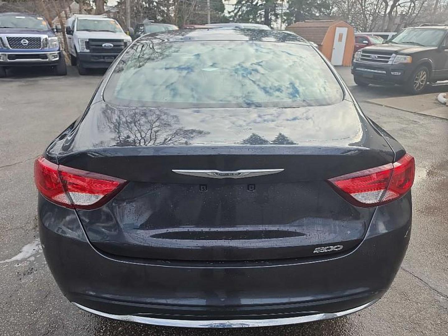 2017 GRAY /BLACK Chrysler 200 LX (1C3CCCFB6HN) with an 2.4L L4 DOHC 16V engine, 9A transmission, located at 3304 Woodville Road, Northwood, OH, 43619, (419) 210-8019, 41.612694, -83.480743 - Your #1 Destination for Auto Loans and mdash;No Matter Your Credit!At our dealership, we believe everyone deserves the opportunity to drive their dream car and mdash;whether you have good credit, bad credit, or no credit at all. With a wide selection of hundreds of cars, trucks, and SUVs, you'll fin - Photo#4