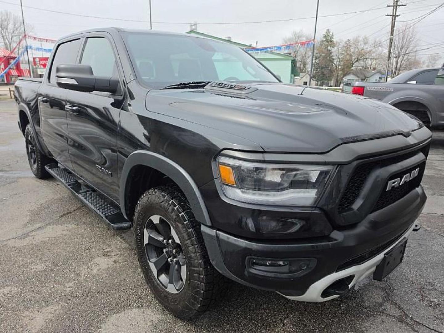 2020 BLACK /BLACK RAM 1500 Rebel Crew Cab SB 4WD (1C6SRFLMXLN) with an 3.5L V6 DOHC 24V engine, 8A transmission, located at 3304 Woodville Road, Northwood, OH, 43619, (419) 210-8019, 41.612694, -83.480743 - Your #1 Destination for Auto Loans and mdash;No Matter Your Credit!At our dealership, we believe everyone deserves the opportunity to drive their dream car and mdash;whether you have good credit, bad credit, or no credit at all. With a wide selection of hundreds of cars, trucks, and SUVs, you'll fin - Photo#6