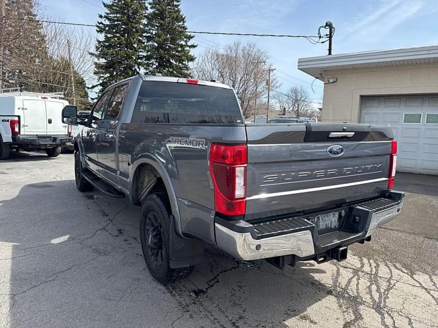 2021 GRAY /GRAY Ford F-350 SD King Ranch Crew Cab Long Bed 4WD (1FT7W3BT6ME) with an 6.7L V8 OHV 16V DIESEL engine, 6A transmission, located at 3304 Woodville Road, Northwood, OH, 43619, (419) 210-8019, 41.612694, -83.480743 - Your #1 Destination for Auto Loans and mdash;No Matter Your Credit!At our dealership, we believe everyone deserves the opportunity to drive their dream car and mdash;whether you have good credit, bad credit, or no credit at all. With a wide selection of hundreds of cars, trucks, and SUVs, you'll fin - Photo#2