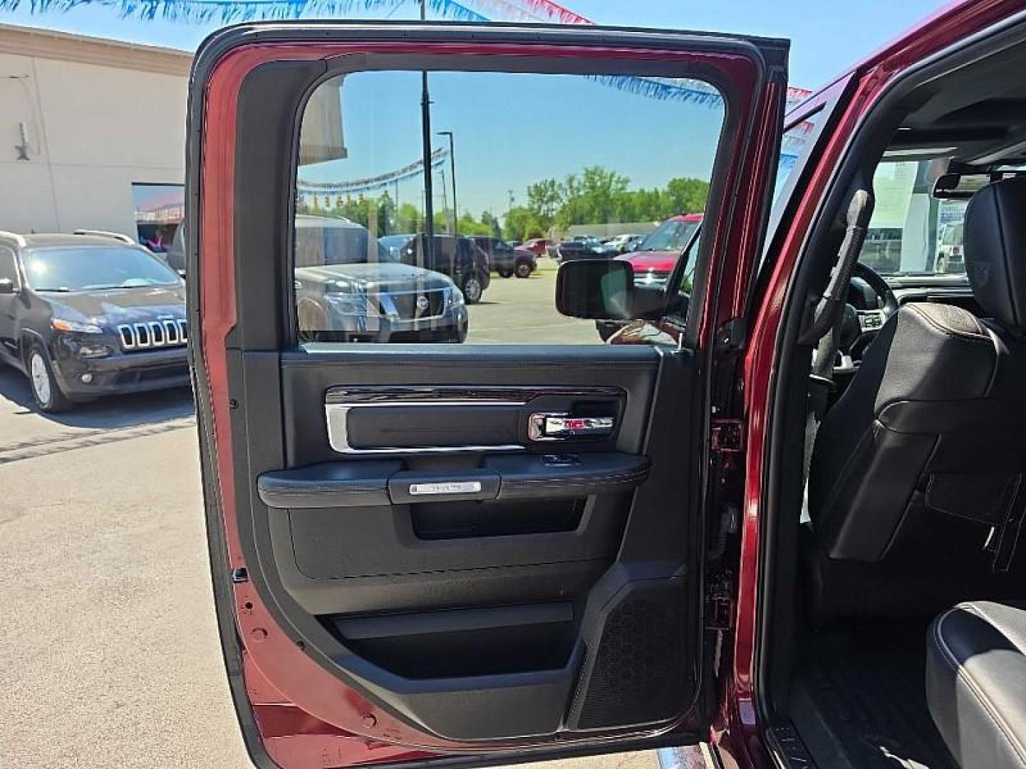 2018 MAROON /BLACK RAM 1500 Longhorn Crew Cab SWB 4WD (1C6RR7PM0JS) with an 3.0L V6 DIESEL engine, 8A transmission, located at 3304 Woodville Road, Northwood, OH, 43619, (419) 210-8019, 41.612694, -83.480743 - Your #1 Destination for Auto Loans and mdash;No Matter Your Credit!At our dealership, we believe everyone deserves the opportunity to drive their dream car and mdash;whether you have good credit, bad credit, or no credit at all. With a wide selection of hundreds of cars, trucks, and SUVs, you'll fin - Photo#10