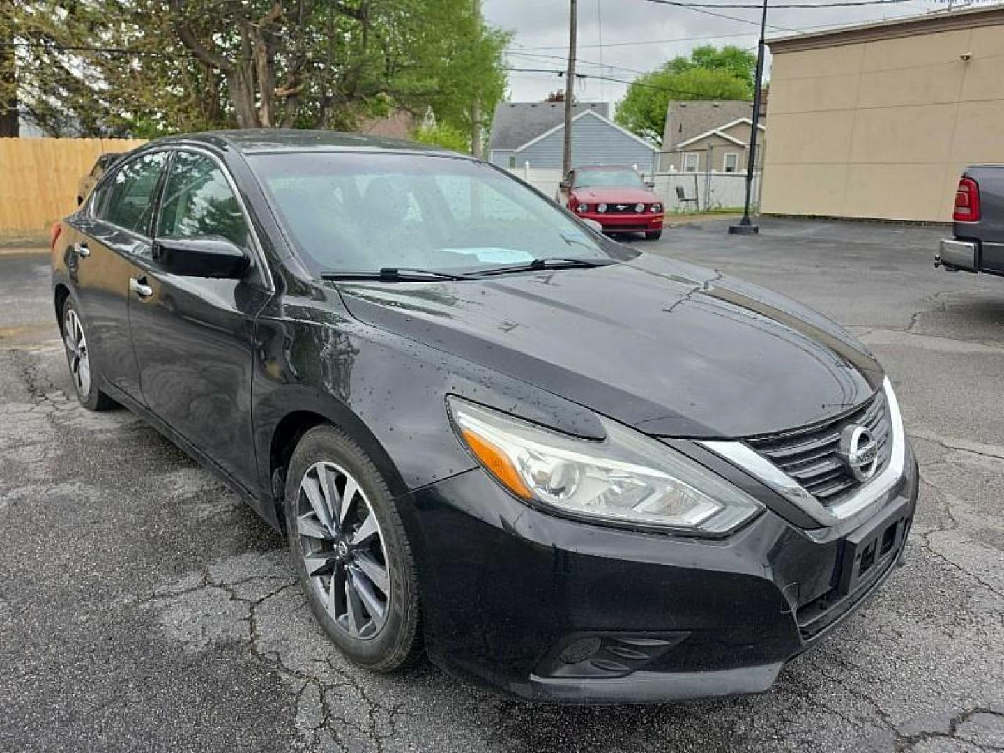 2017 BLACK /BLACK Nissan Altima 2.5 S (1N4AL3AP9HC) with an 2.5L L4 DOHC 16V engine, CVT transmission, located at 3304 Woodville Road, Northwood, OH, 43619, (419) 210-8019, 41.612694, -83.480743 - Your #1 Destination for Auto Loans and mdash;No Matter Your Credit!At our dealership, we believe everyone deserves the opportunity to drive their dream car and mdash;whether you have good credit, bad credit, or no credit at all. With a wide selection of hundreds of cars, trucks, and SUVs, you'll fin - Photo#6