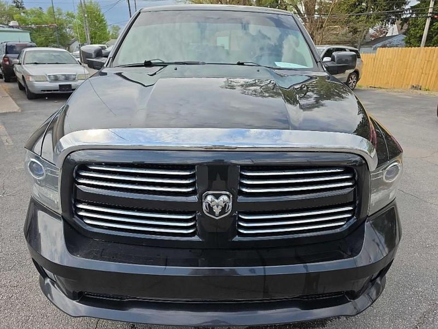 2016 BLACK /BLACK RAM 1500 Sport Quad Cab 4WD (1C6RR7HT0GS) with an 5.7L V8 OHV 16V engine, 6A transmission, located at 3304 Woodville Road, Northwood, OH, 43619, (419) 210-8019, 41.612694, -83.480743 - Your #1 Destination for Auto Loans and mdash;No Matter Your Credit!At our dealership, we believe everyone deserves the opportunity to drive their dream car and mdash;whether you have good credit, bad credit, or no credit at all. With a wide selection of hundreds of cars, trucks, and SUVs, you'll fin - Photo#7