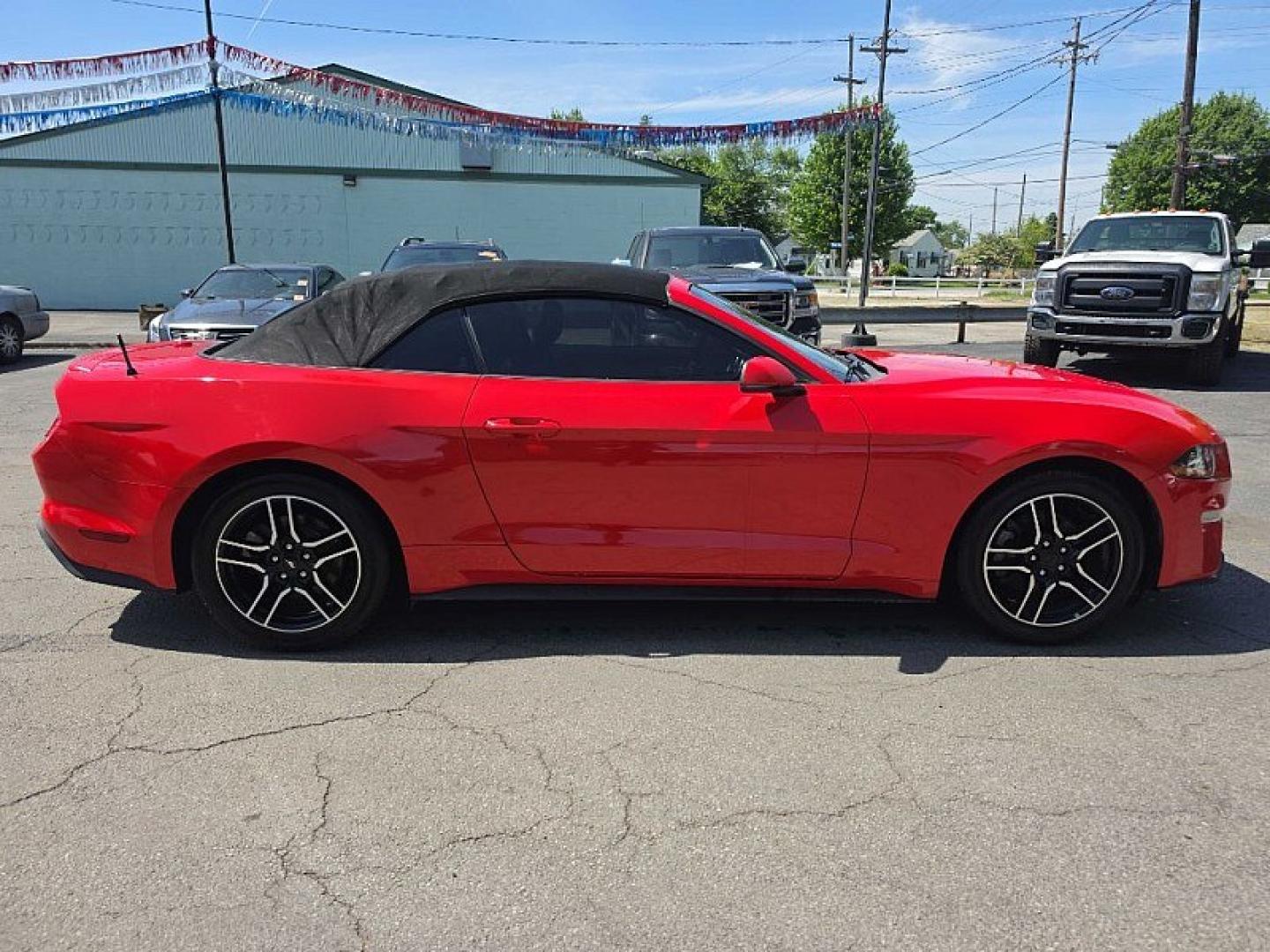 2019 RED /BLACK Ford Mustang EcoBoost Premium Convertible (1FATP8UH8K5) with an 2.3L L4 DOHC 16V engine, Automatic 10-Spd w/SelectShift transmission, located at 3304 Woodville Road, Northwood, OH, 43619, (419) 210-8019, 41.612694, -83.480743 - Your #1 Destination for Auto Loans and mdash;No Matter Your Credit!At our dealership, we believe everyone deserves the opportunity to drive their dream car and mdash;whether you have good credit, bad credit, or no credit at all. With a wide selection of hundreds of cars, trucks, and SUVs, you'll fin - Photo#5