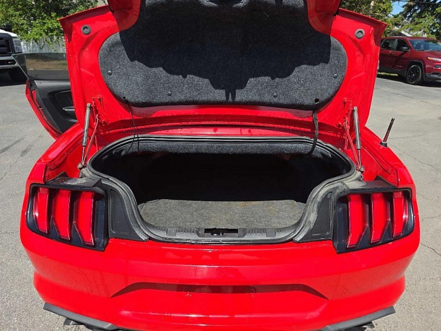 2019 RED /BLACK Ford Mustang EcoBoost Premium Convertible (1FATP8UH8K5) with an 2.3L L4 DOHC 16V engine, Automatic 10-Spd w/SelectShift transmission, located at 3304 Woodville Road, Northwood, OH, 43619, (419) 210-8019, 41.612694, -83.480743 - Your #1 Destination for Auto Loans and mdash;No Matter Your Credit!At our dealership, we believe everyone deserves the opportunity to drive their dream car and mdash;whether you have good credit, bad credit, or no credit at all. With a wide selection of hundreds of cars, trucks, and SUVs, you'll fin - Photo#10