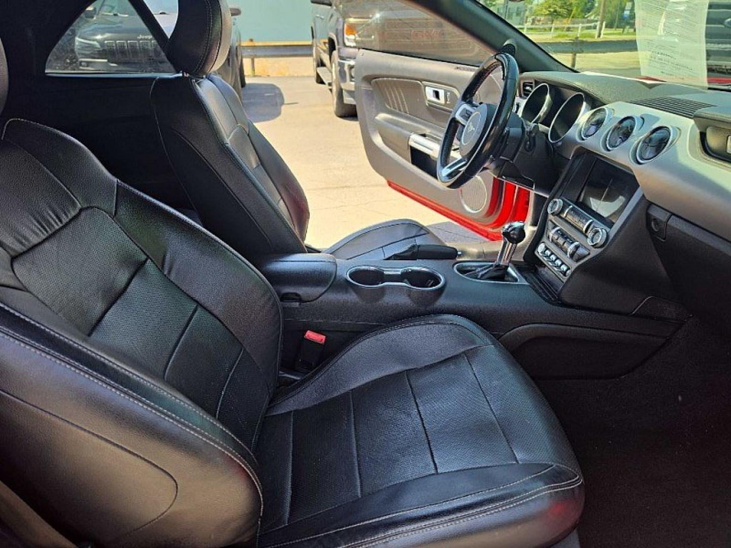 2019 RED /BLACK Ford Mustang EcoBoost Premium Convertible (1FATP8UH8K5) with an 2.3L L4 DOHC 16V engine, Automatic 10-Spd w/SelectShift transmission, located at 3304 Woodville Road, Northwood, OH, 43619, (419) 210-8019, 41.612694, -83.480743 - Your #1 Destination for Auto Loans and mdash;No Matter Your Credit!At our dealership, we believe everyone deserves the opportunity to drive their dream car and mdash;whether you have good credit, bad credit, or no credit at all. With a wide selection of hundreds of cars, trucks, and SUVs, you'll fin - Photo#12