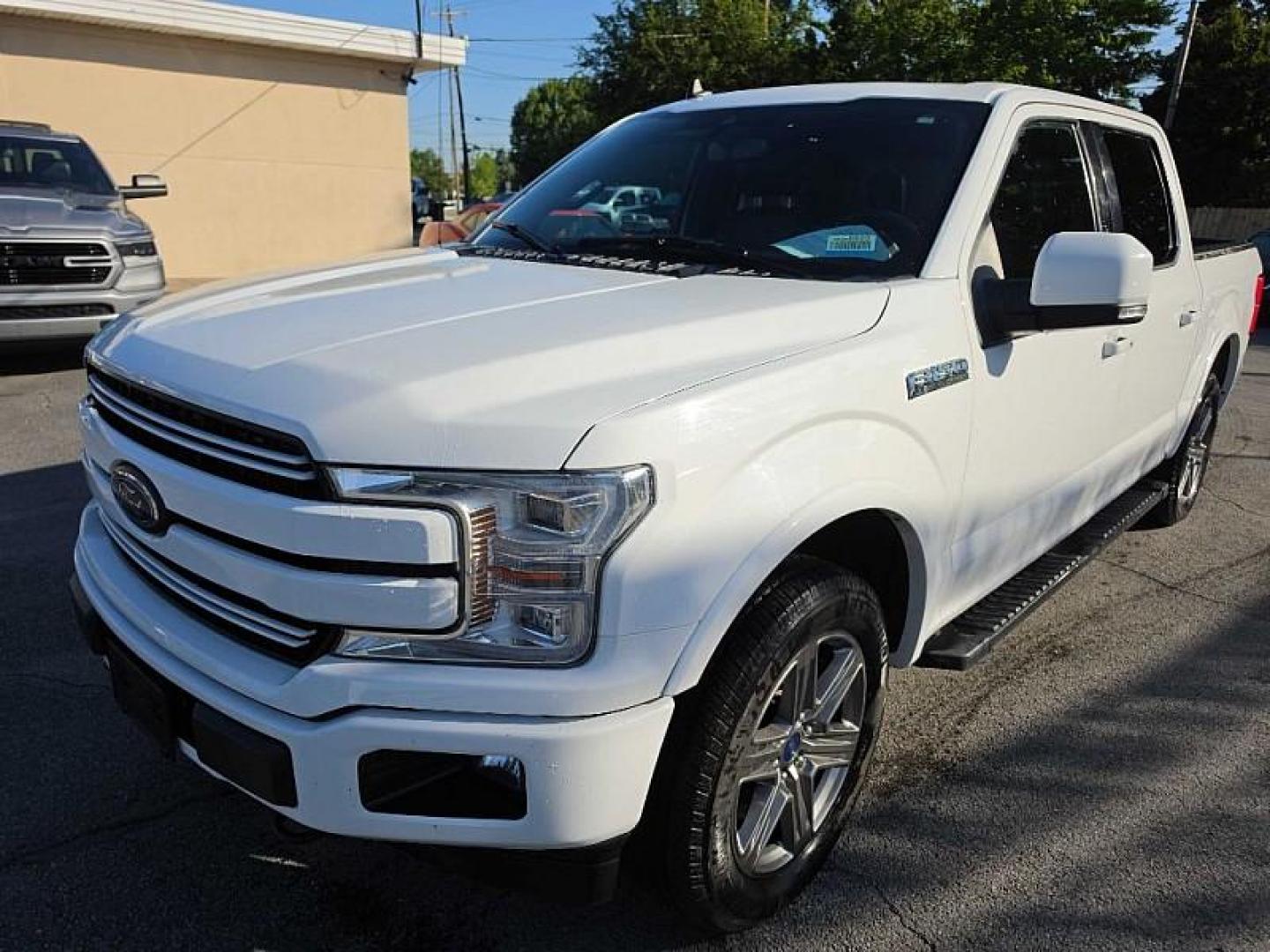 2020 WHITE /BLACK Ford F-150 XLT SuperCrew 6.5-ft. Bed 4WD (1FTEW1EPXLF) with an 2.7L V6 DOHC 24V engine, 6A transmission, located at 3304 Woodville Road, Northwood, OH, 43619, (419) 210-8019, 41.612694, -83.480743 - Your #1 Destination for Auto Loans and mdash;No Matter Your Credit!At our dealership, we believe everyone deserves the opportunity to drive their dream car and mdash;whether you have good credit, bad credit, or no credit at all. With a wide selection of hundreds of cars, trucks, and SUVs, you'll fin - Photo#0