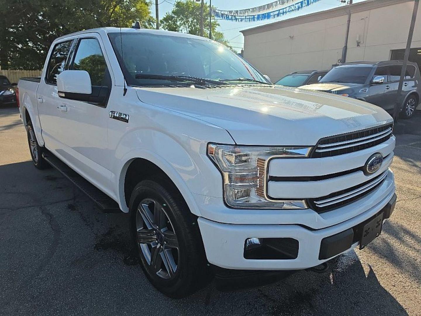 2020 WHITE /BLACK Ford F-150 XLT SuperCrew 6.5-ft. Bed 4WD (1FTEW1EPXLF) with an 2.7L V6 DOHC 24V engine, 6A transmission, located at 3304 Woodville Road, Northwood, OH, 43619, (419) 210-8019, 41.612694, -83.480743- Photo#6