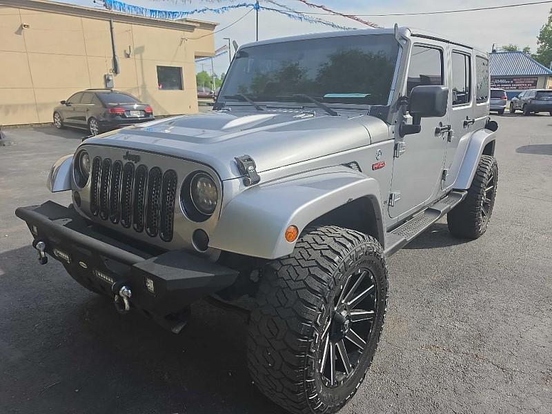 photo of 2018 Jeep Wrangler Unlimited Sahara 4WD