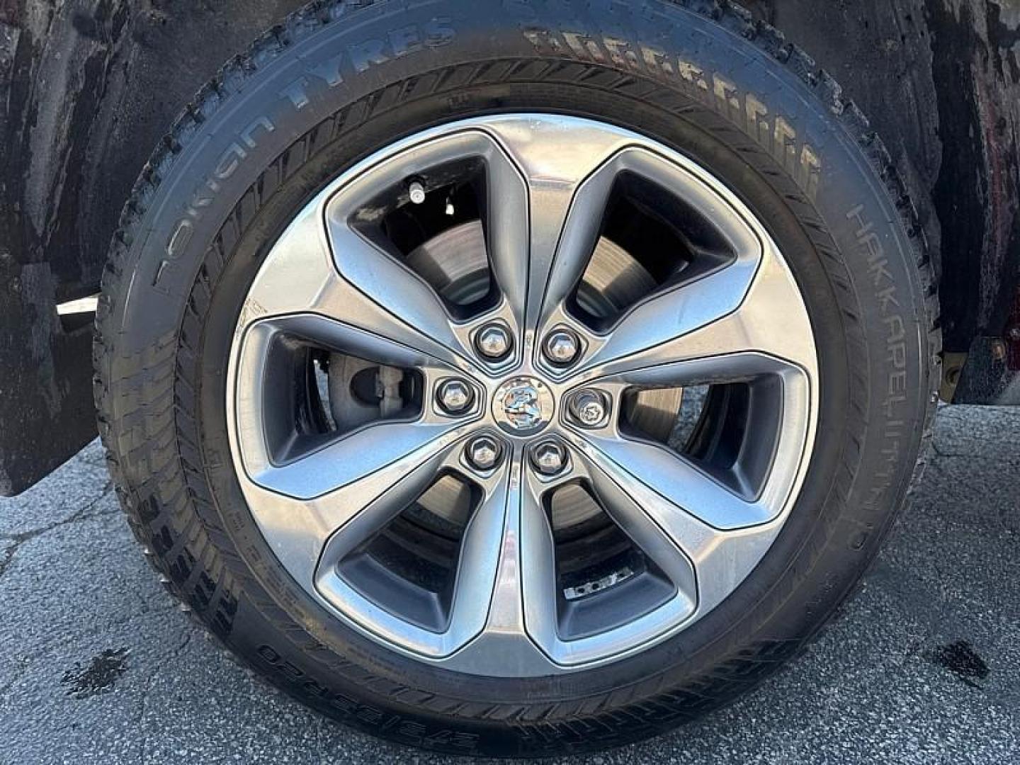 2020 RED /BLACK RAM 1500 Limited Crew Cab SWB 4WD (1C6SRFHM3LN) with an 3.0L V6 DOHC 24V TURBO DIESEL engine, 8A transmission, located at 3304 Woodville Road, Northwood, OH, 43619, (419) 210-8019, 41.612694, -83.480743 - Your #1 Destination for Auto Loans and mdash;No Matter Your Credit!At our dealership, we believe everyone deserves the opportunity to drive their dream car and mdash;whether you have good credit, bad credit, or no credit at all. With a wide selection of hundreds of cars, trucks, and SUVs, you'll fin - Photo#16