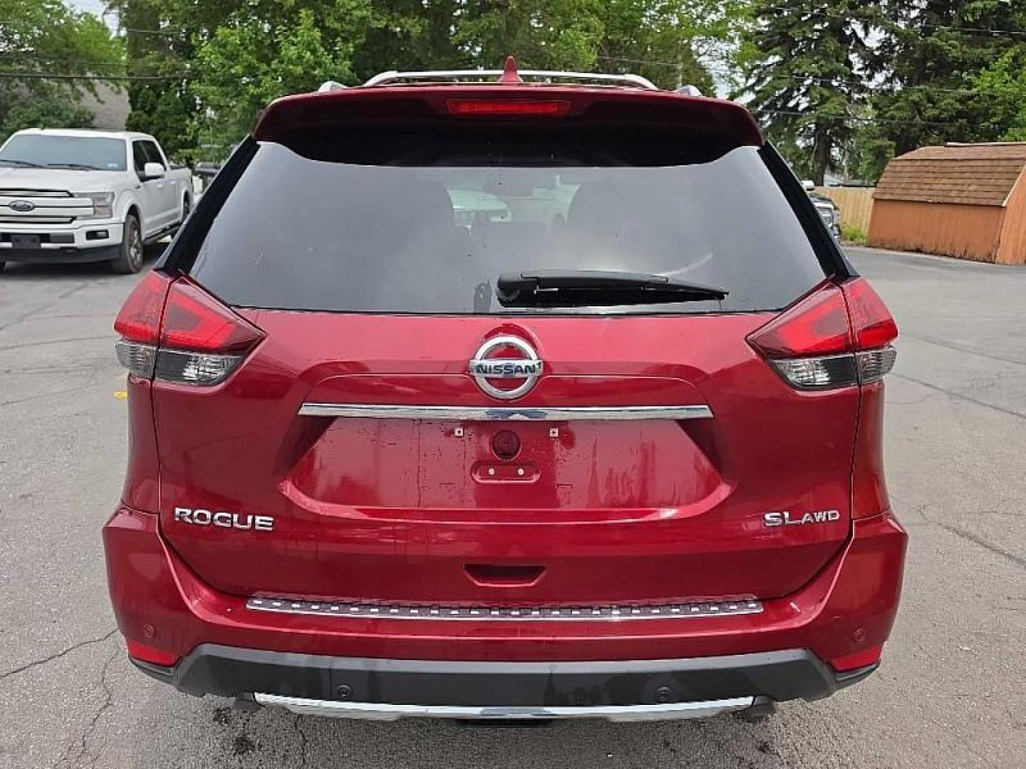 2020 RED /BLACK Nissan Rogue S AWD (5N1AT2MV7LC) with an 2.5L L4 DOHC 16V engine, CVT transmission, located at 3304 Woodville Road, Northwood, OH, 43619, (419) 210-8019, 41.612694, -83.480743 - Your #1 Destination for Auto Loans and mdash;No Matter Your Credit!At our dealership, we believe everyone deserves the opportunity to drive their dream car and mdash;whether you have good credit, bad credit, or no credit at all. With a wide selection of hundreds of cars, trucks, and SUVs, you'll fin - Photo#51